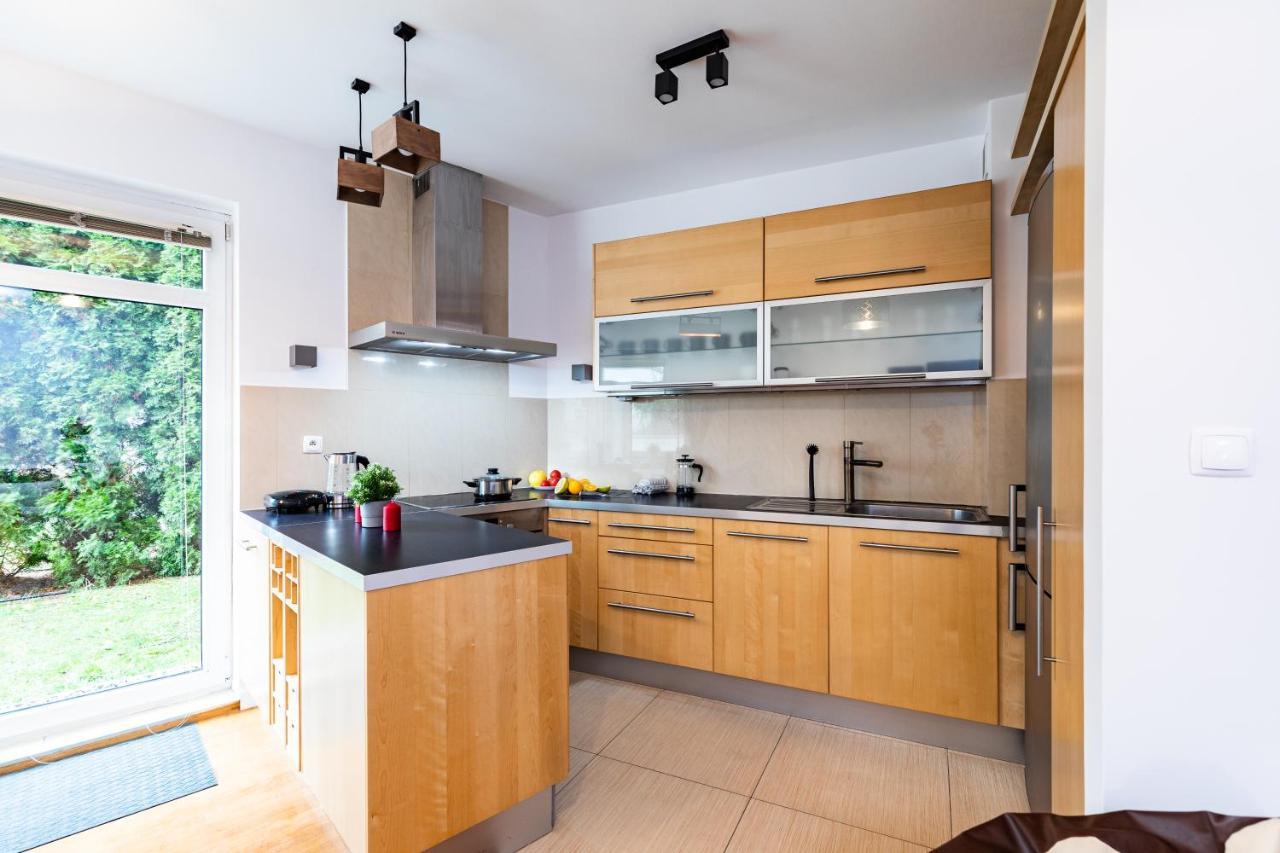 Superapart Wilanowska 7, "Pet-Friendly With Elevator & Parking" Leilighet Warszawa Eksteriør bilde