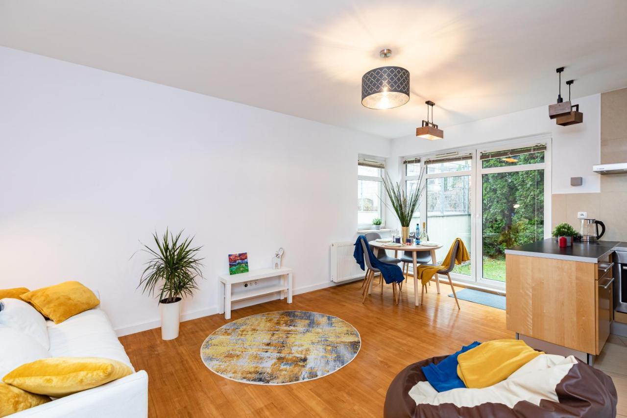 Superapart Wilanowska 7, "Pet-Friendly With Elevator & Parking" Leilighet Warszawa Eksteriør bilde