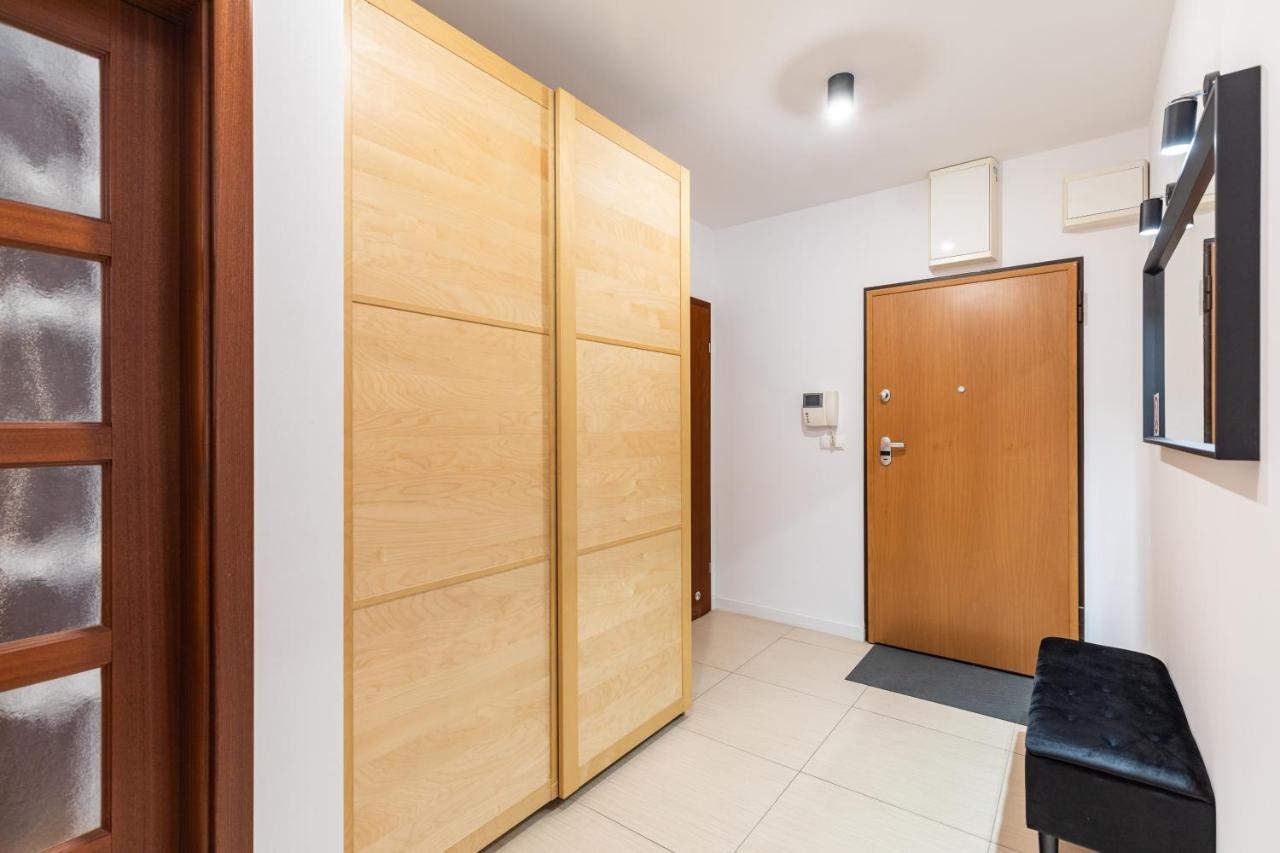 Superapart Wilanowska 7, "Pet-Friendly With Elevator & Parking" Leilighet Warszawa Eksteriør bilde