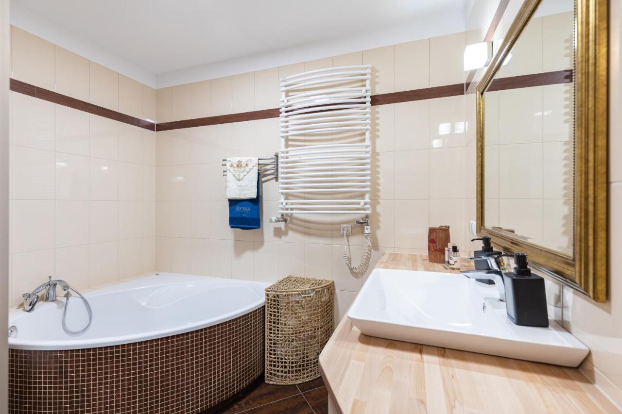 Superapart Wilanowska 7, "Pet-Friendly With Elevator & Parking" Leilighet Warszawa Eksteriør bilde